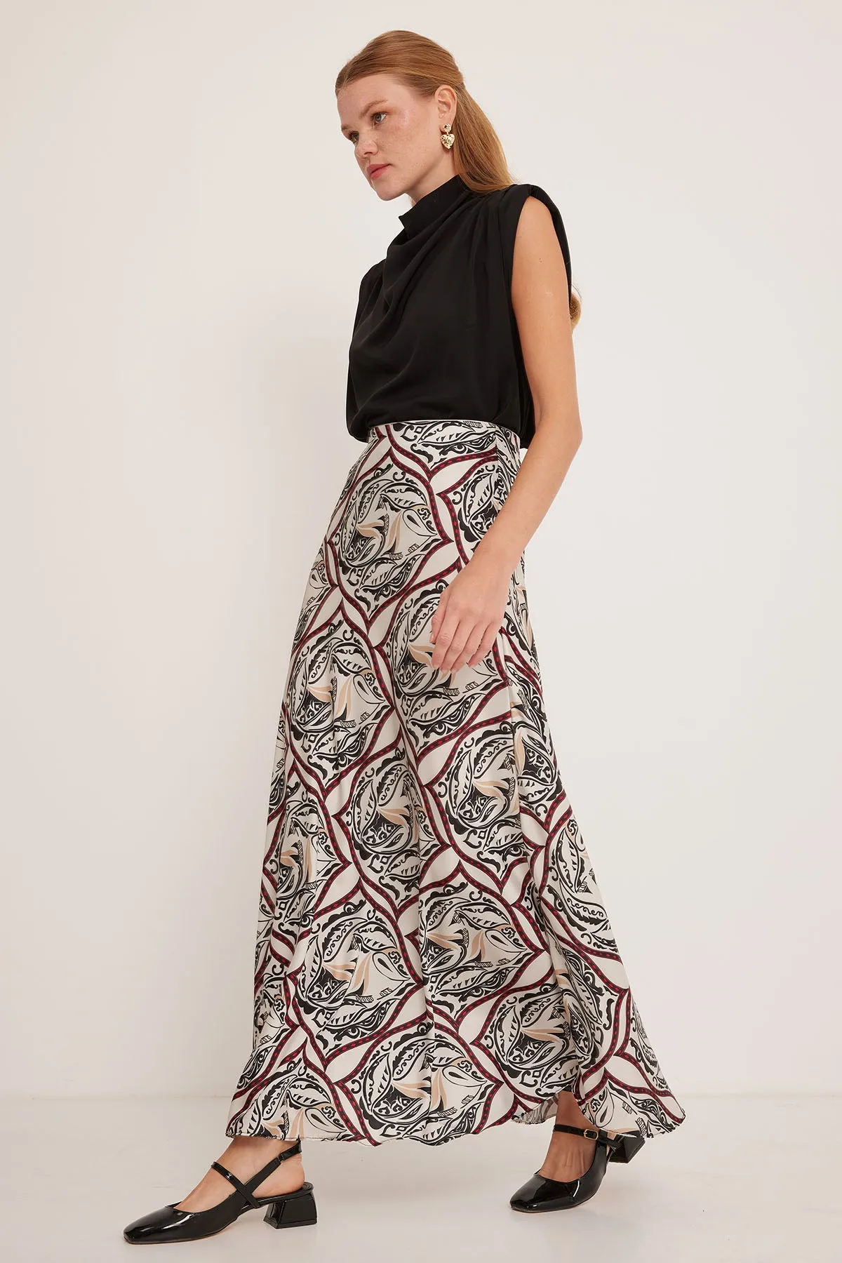 BGD Women Woman Black Beige Patterned Satin Skirt 15877 - Avondale