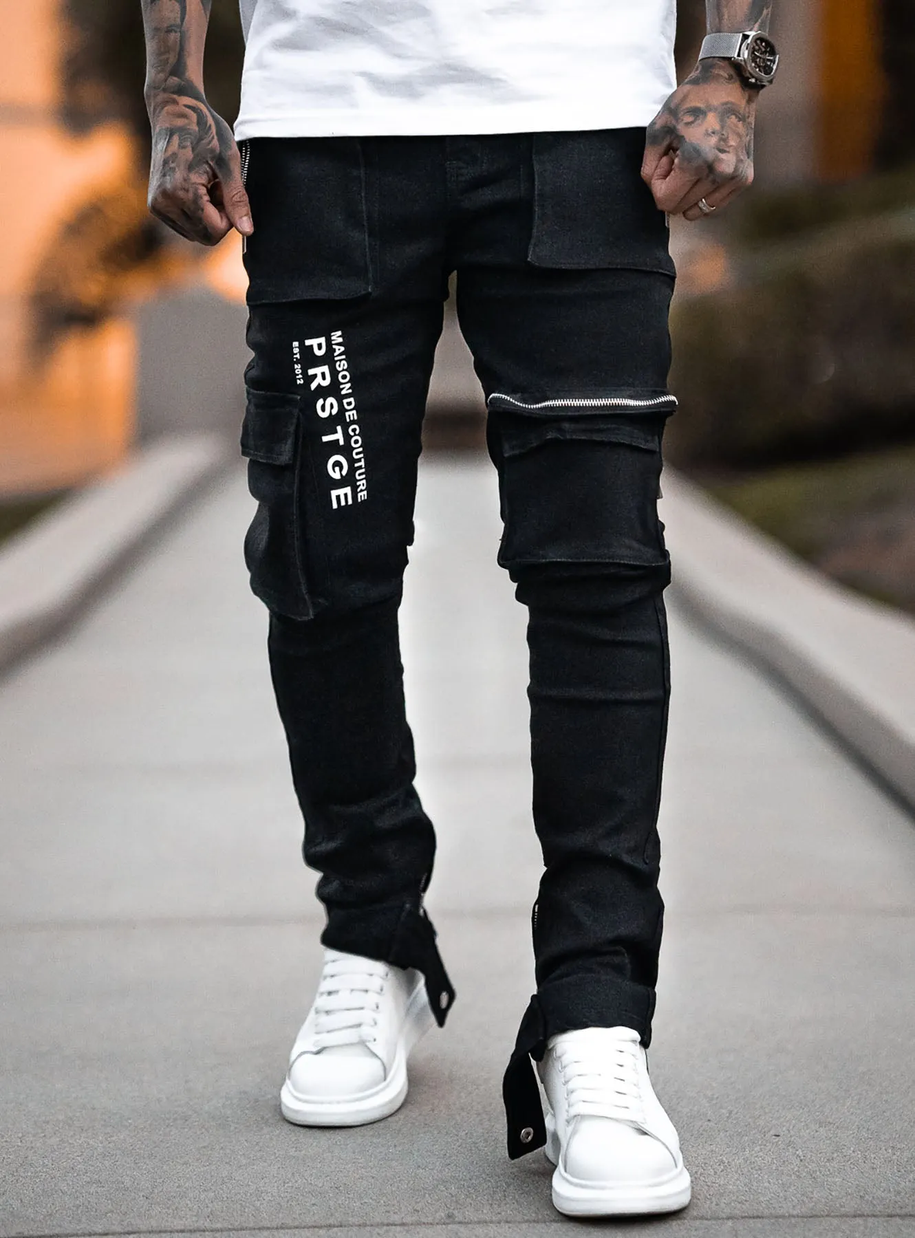 Couture Cargo Jeans in Black