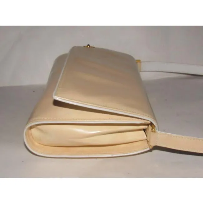 Gucci Clutch Sylvie Vintage Two Way Purse Gold Gg And Accent Buttery Soft Glossy Tan And White Leather