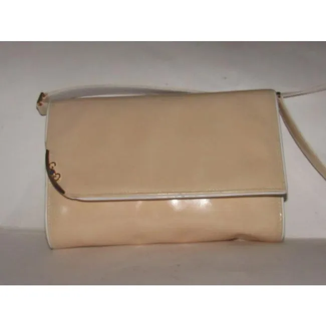 Gucci Clutch Sylvie Vintage Two Way Purse Gold Gg And Accent Buttery Soft Glossy Tan And White Leather
