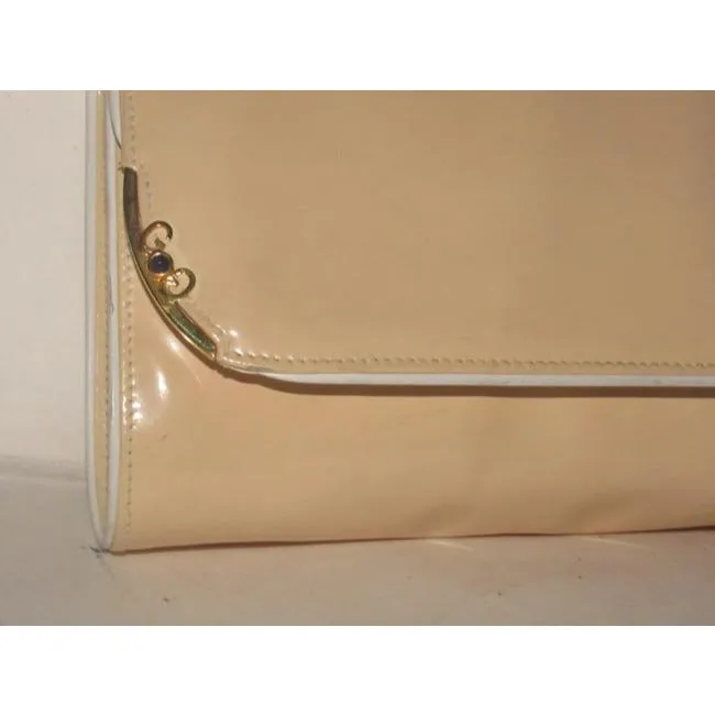 Gucci Clutch Sylvie Vintage Two Way Purse Gold Gg And Accent Buttery Soft Glossy Tan And White Leather