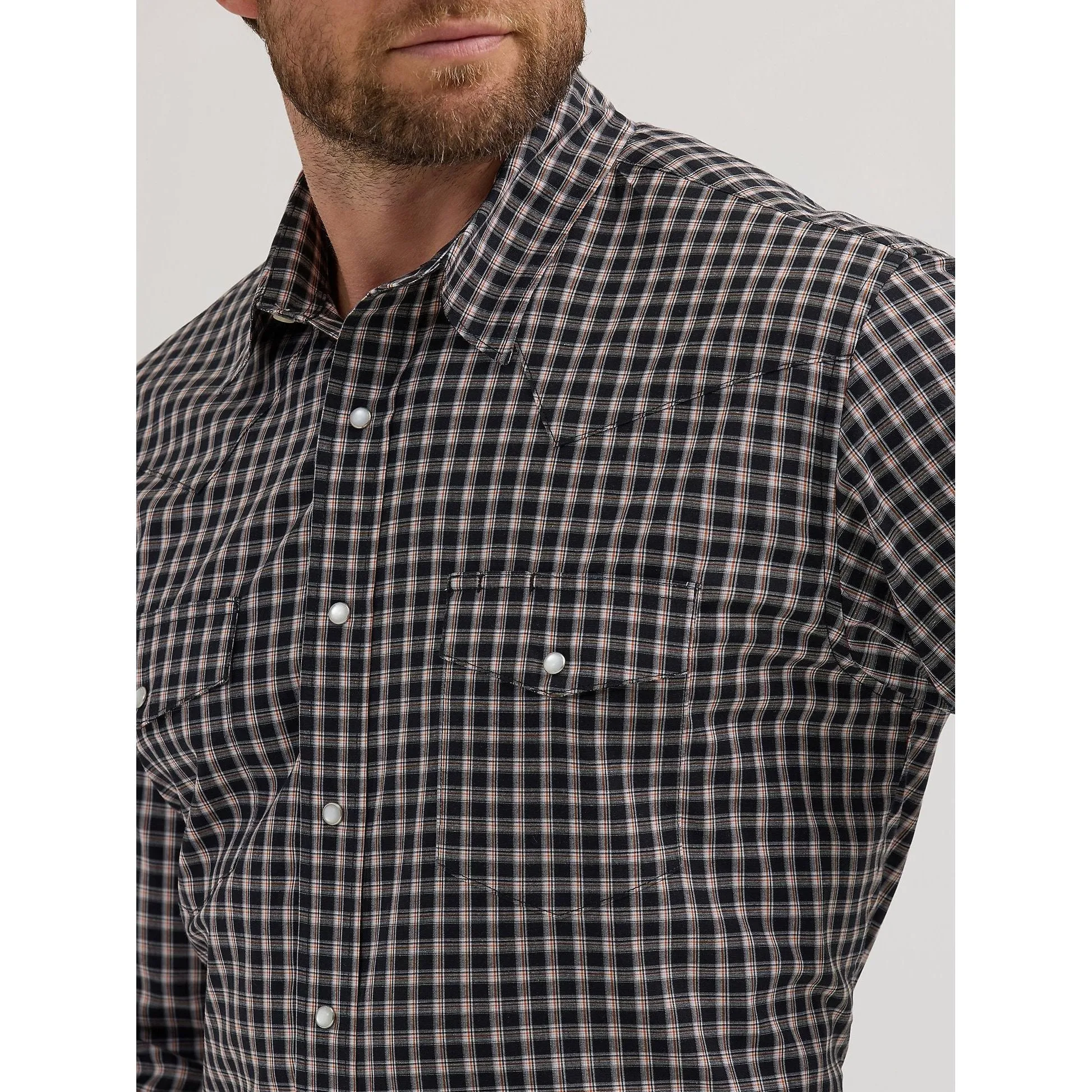 Men's Wrangler® Wrinkle Resist Long Sleeve Shirt - Classic Fit 112355370